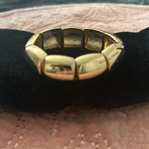 Gold bracelet